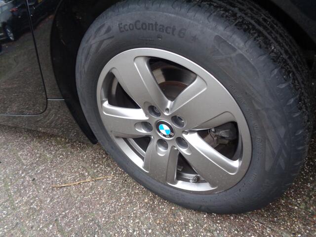BMW 1-SERIE 116i Business Edition Automaat, ECC, Digidash, LMV, Led, Navigatie, Carplay/android auto
