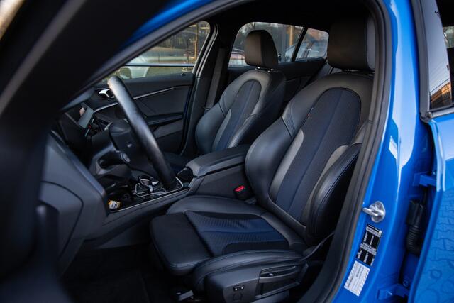 BMW 1-SERIE 120i M-sport , Apple Carplay/Android, Stoelverwarming, Navigatie,