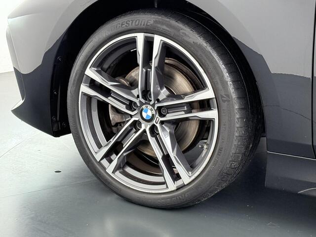 BMW 1-SERIE 118i High Executive Edition M-Sport | Panorama Dak | Navigatie |