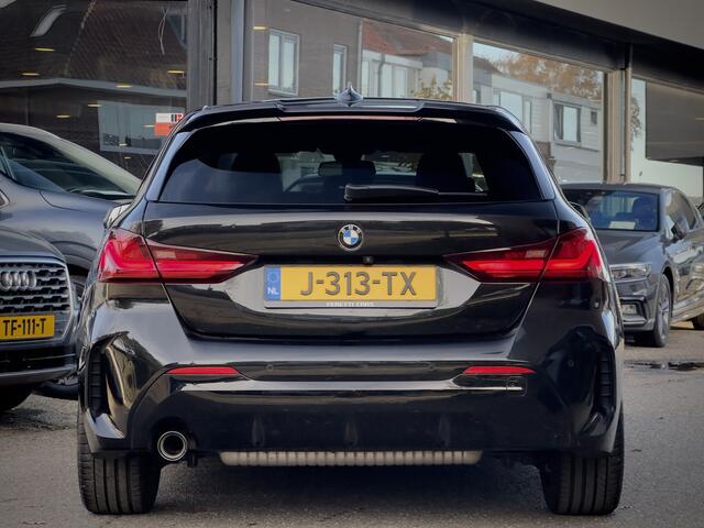 BMW 1-SERIE 118i ACTIE! BETAAL NU 50% 11450 DE REST IN 2JR RENTVRIJ FINANCIEREN