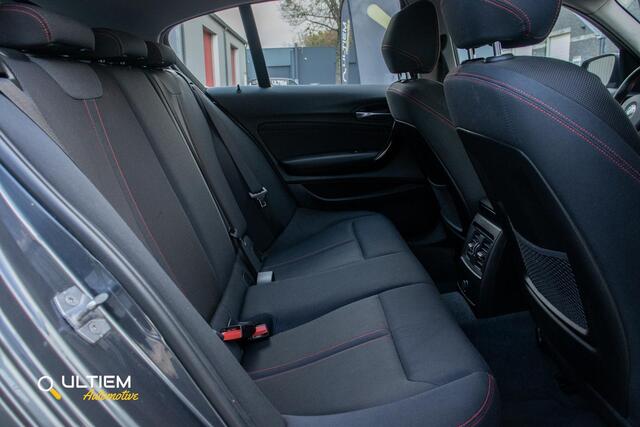 BMW 1-SERIE 118i Sport Line 2016 | LED*NAVI*CRUISE