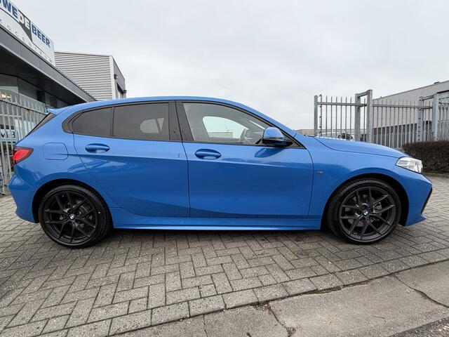 BMW 1-SERIE 118i Executive Edition M Sport M-Stoelen | LED | NAP