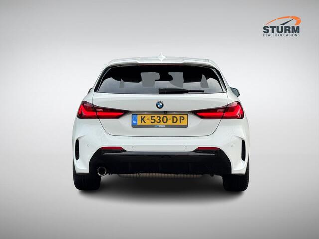 BMW 1-SERIE 118i High Executive Edition M Sport NL-Auto, Afneembare Trekhaak!