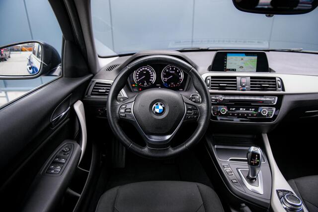 BMW 1-SERIE 118i I Navi I 18 inch I Automaat I LED koplampen