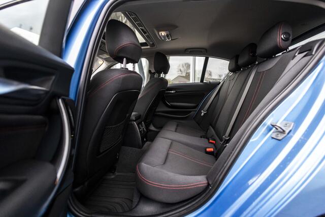 BMW 1-SERIE 118d Edition Sport Line Shadow Executive | Pano | LED