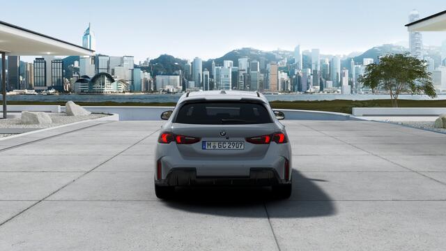 BMW 1-SERIE 120 M Sport Automaat / Sportstoelen / Achteruitrijcamera / M Adaptief onderstel / Comfort Access / Adaptieve LED / Stoelverwarming