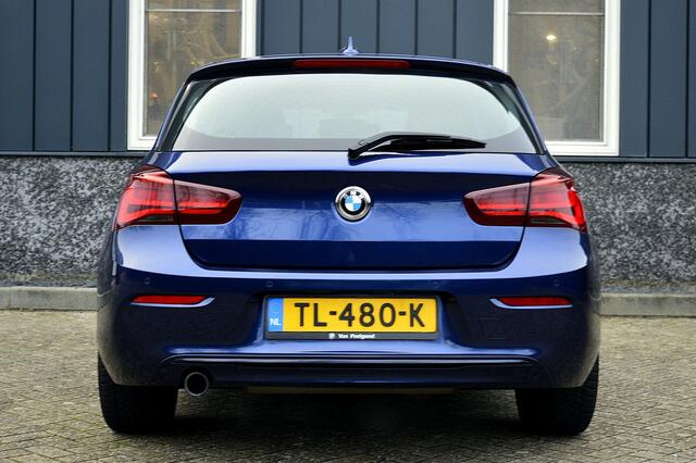 BMW 1-SERIE 118i Executive Rijklaarprijs-Garantie Navigatie Sport Interieur Airco Led