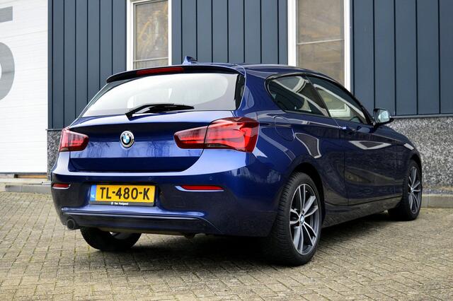 BMW 1-SERIE 118i Executive Rijklaarprijs-Garantie Navigatie Sport Interieur Airco Led