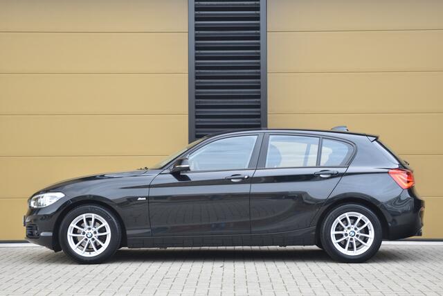 BMW 1-SERIE 118i Edition Sport Line * Sportstoelen * LED * Servotronic *