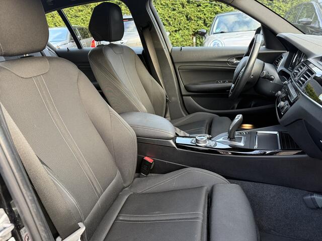 BMW 1-SERIE 118i CL Executive Aut., Sport-line | Clima | Navi