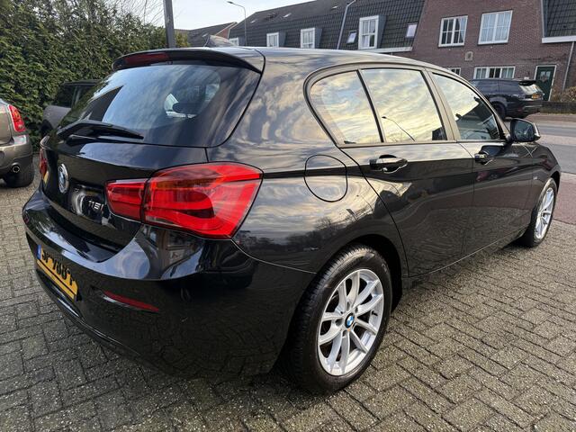 BMW 1-SERIE 118i CL Executive Aut., Sport-line | Clima | Navi