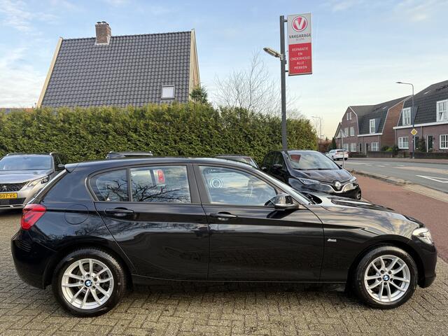 BMW 1-SERIE 118i CL Executive Aut., Sport-line | Clima | Navi