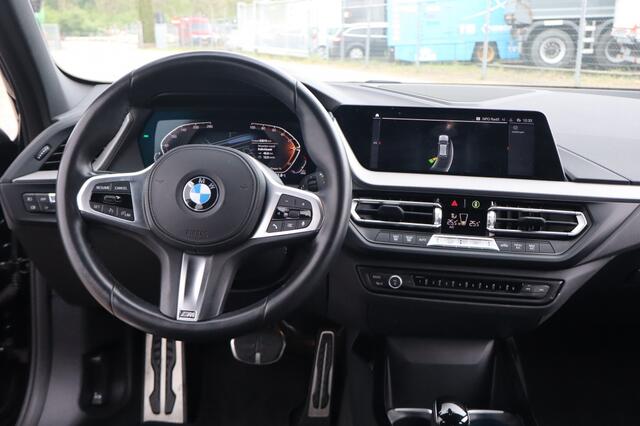 BMW 1-SERIE 118i M Sport I Geen Import I M pakket | Carplay | Compleet