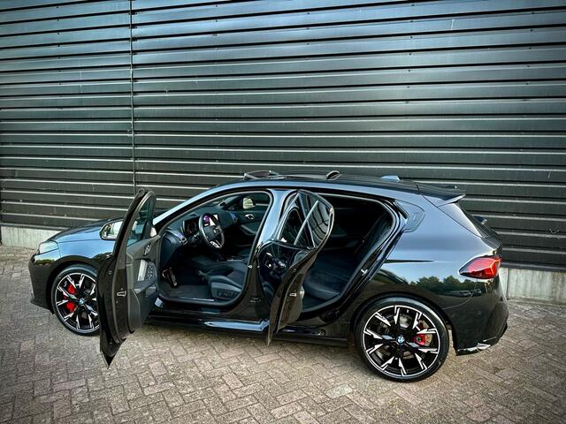 BMW 1-SERIE 120 M-SPORT PANO|KUIPSTOEL|H/K|MEMORY|ACC