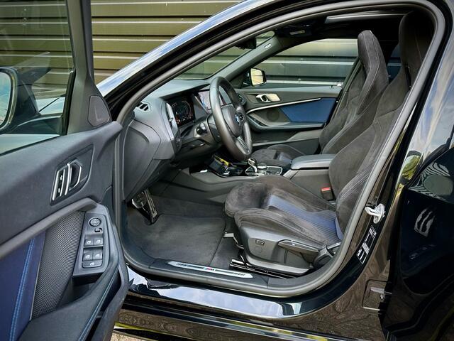 BMW 1-SERIE 118i M-PERF. M135 PANO|SCHAALSTOEL|HUD|CAMERA