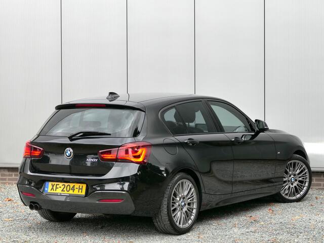 BMW 1-SERIE 120i AUT Executive M-sport Navi / Afneembare trekhaak / Leer / L