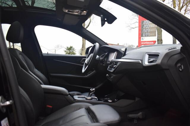 BMW 1-SERIE 118i M-Sport Pano Leder Trakhaak Camera HiFi