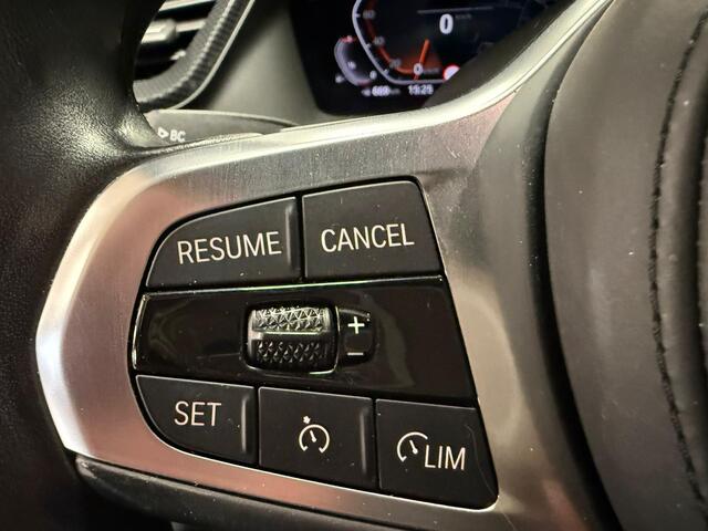 BMW 1-SERIE 118i Automaat M Sport Led Navi Clima 18Inch! Nieuwe Staat!