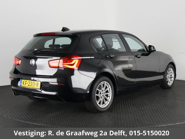 BMW 1-SERIE 118i Centennial Executive Automaat | Navigatie | Parkeersensoren | Cruise Controle |