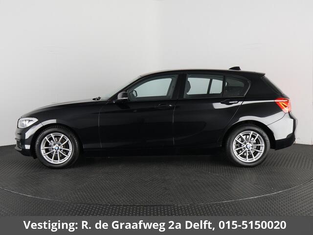 BMW 1-SERIE 118i Centennial Executive Automaat | Navigatie | Parkeersensoren | Cruise Controle |
