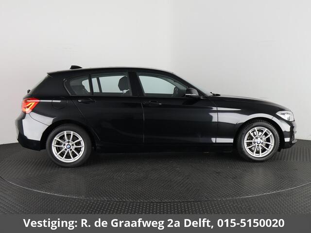 BMW 1-SERIE 118i Centennial Executive Automaat | Navigatie | Parkeersensoren | Cruise Controle |