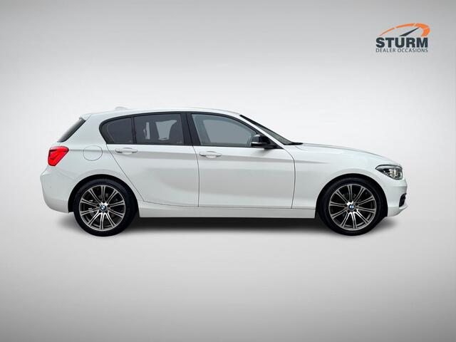 BMW 1-SERIE 118i Corporate Lease Executive Sport-Line NL-Auto incl. Trekhaak!