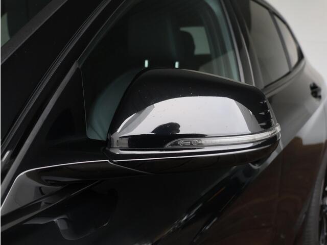 BMW 1-SERIE M135i xDrive High Executive | Pano-dak | CarPlay | Afneembare Trekhaak |