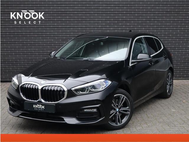 BMW 1-SERIE 118i Executive Sport Line Automaat / LED / 17 Inch / HiFi / Sportstoelen / Parkeersensoren voor+achter / Live Cockpit Plus /