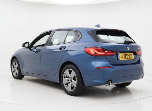 BMW 1-SERIE 118IA 140PK AUT. EXECUTIVE EDITION HEAD-UP/NAVI/CAMERA