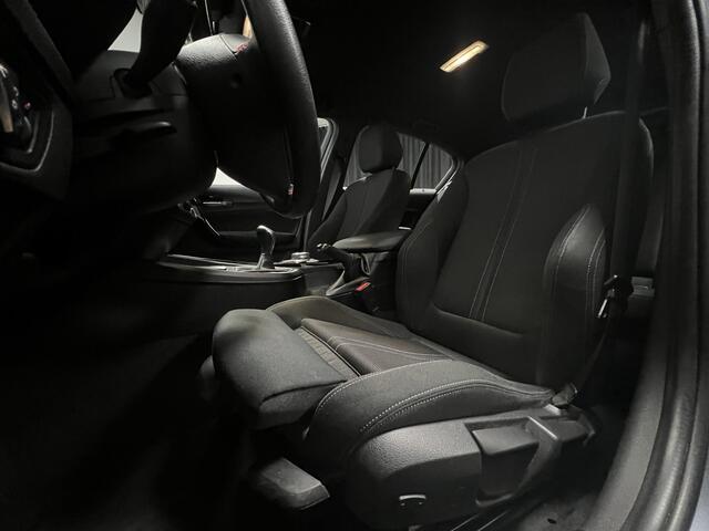 BMW 1-SERIE 118i Executive | NAVI | TREKHAAK | CAMERA | CRUISE CONTROL |