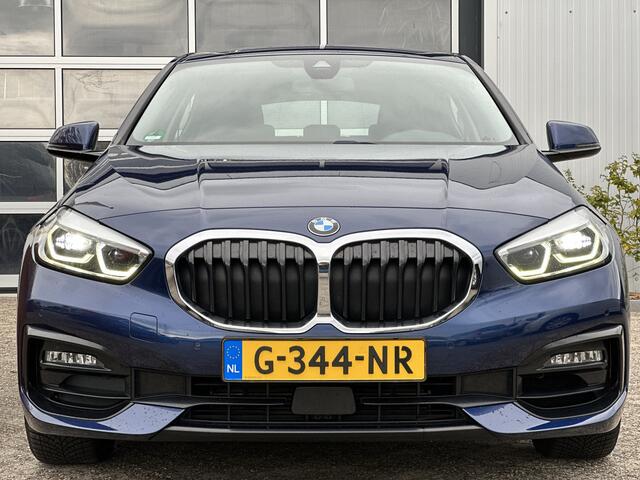 BMW 1-SERIE 118i Executive Edition 140pk | Virtual Cockpit | Dab | Lichtmetalen velgen 17" | LED koplampen | Navigatiesysteem full map + hard disk | Sportstoelen | Voorstoelen verwarmd | Rijdt fantastisch!