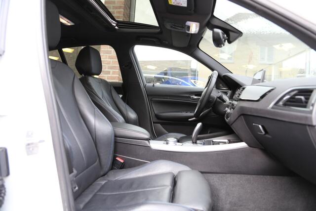 BMW 1-SERIE 118i M-Sport High Exec Autom Schuifdak HK Camera Leer Navi LED