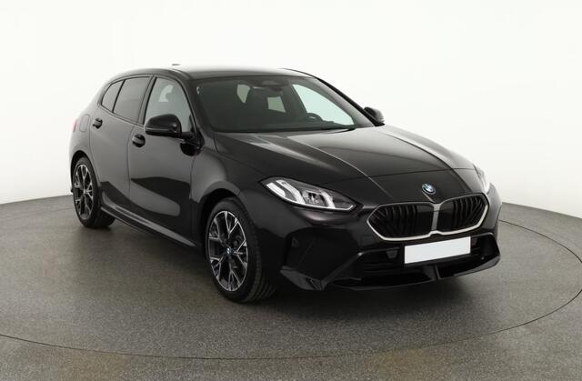 BMW 1-SERIE 120 M-Sport int+ext ACC DA-Plus Camera Shadowline 18inch