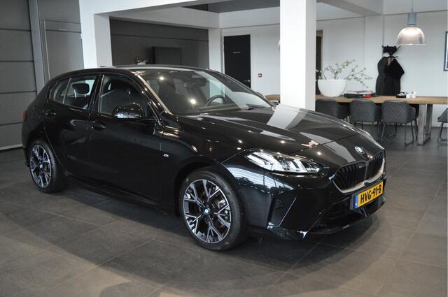 BMW 1-SERIE 120 M Sport navi camera led pdc cruise 18 inch !!