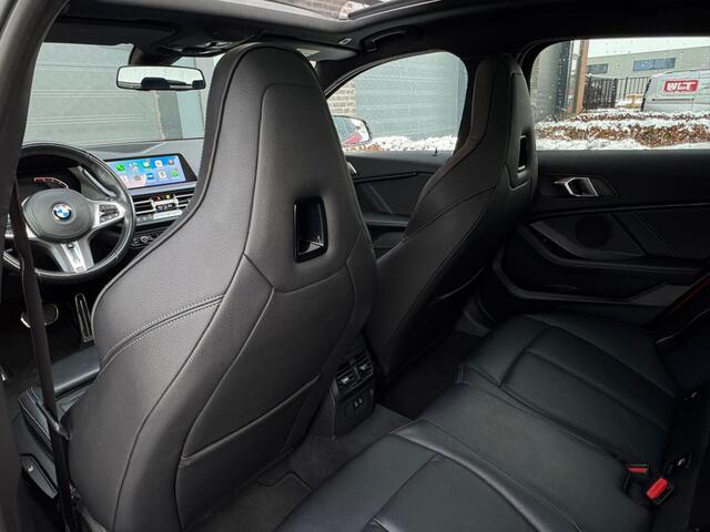 BMW 1-SERIE 118i 140PK Automaat M-Sport Plus Pano Schaalstoelen Keyless