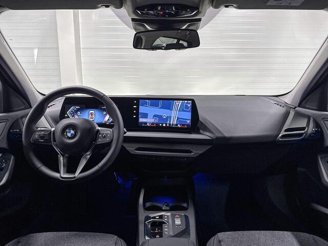 BMW 1-SERIE 120 | M-Sport Design | Driving Assistant | Parking Assistant | Stoelverwarming