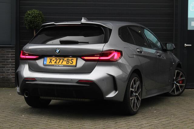 BMW 1-SERIE 118i M-sport | Koplampen adaptief | Carplay | Camera| Cruise control | Climate control