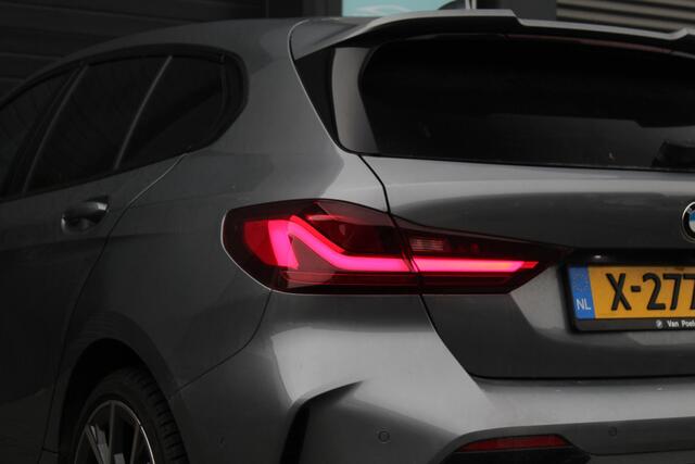 BMW 1-SERIE 118i M-sport | Koplampen adaptief | Carplay | Camera| Cruise control | Climate control