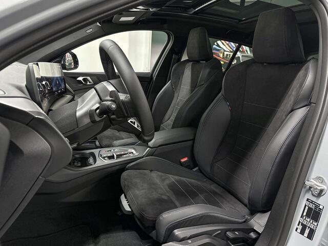 BMW 1-SERIE 120 | M-Sport Pro | Premium Pack | Driving Assistant | Harman/Kardon | Panoramadak | Comfort Access