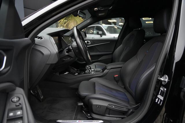 BMW 1-SERIE 118i M Sport Executive 136 pk Navigatie/Camera/Parkeersensoren