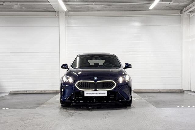 BMW 1-SERIE 120 | M-Sport Pro | Innovation Pack | Driving Assistant | Harman/Kardon | Panoramadak | Comfort Access