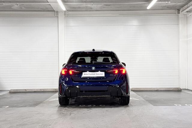 BMW 1-SERIE 120 | M-Sport Pro | Innovation Pack | Driving Assistant | Harman/Kardon | Panoramadak | Comfort Access