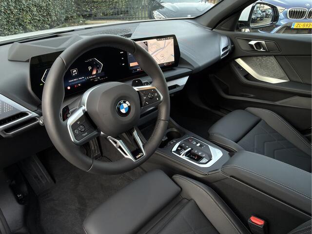 BMW 1-SERIE 120 M-Sport Pro | 19'' | Stuur + Stoelverw. | Panorama | Head-Up