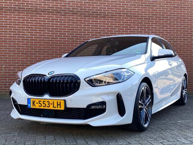BMW 1-SERIE 118I EXECUTIVE EDITION M-SPORTPAKKET NAVI CRUISE CARPLAY CAMERA