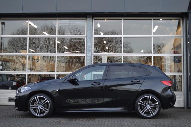 BMW 1-SERIE 118i M-Sport Aut. Led Leder Camera CarPlay Pdc