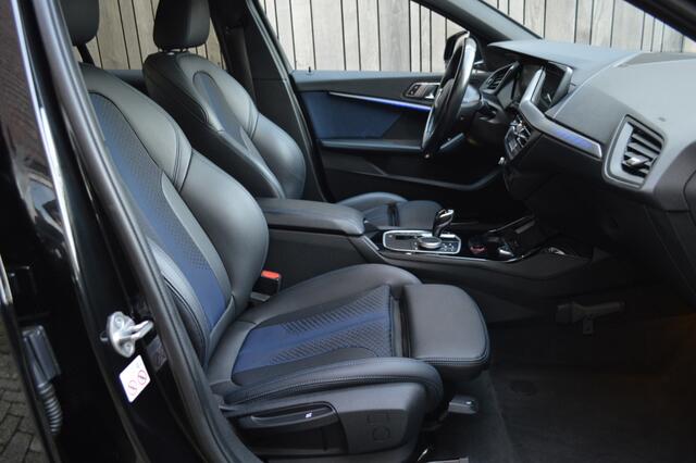 BMW 1-SERIE 118i M-Sport Aut. Led Leder Camera CarPlay Pdc