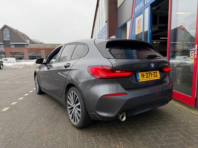 BMW 1-SERIE 118I 140pk Automaat Panodak Navi Camera Leer Led Airco(ECC)