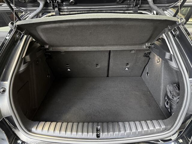 BMW 1-SERIE 118i Executive Edition Automaat, verw stoelen, Nav