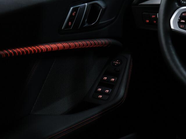 BMW 1-SERIE 128ti M-Sport [M PERFORMANCE, MAXXTON, SCHUIFKANTELDAK, HARMAN/KARDON, APPLE CARPLAY, ANDROID, STUURVERWARMING, ADAPTIVE CRUISE, VOL LEDER, PDC V+A, STOELVERWARMING, CLIMATE, NIEUWSTAAT]