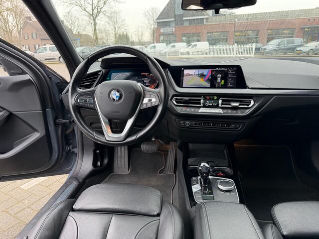 BMW 1-SERIE 118I 140pk Automaat Panodak Navi Camera Leer Led Airco(ECC)